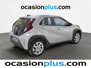Toyota Aygo X Cross 1.0 VVT-I Play 53 kW (72 CV)