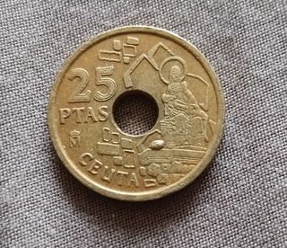 Moneda 25 Pesetas Ceuta con exceso de metal