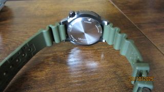 Reloj Citizen Eco Drive BN157-11X Verde Kaki 200m