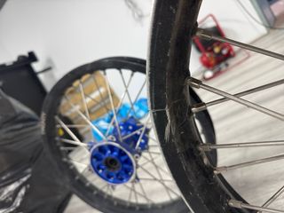 Llanta Trasera Twenty Azul