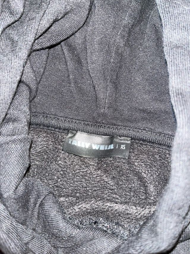 Felpa cappuccio crop Tally Weijl nera con grafica