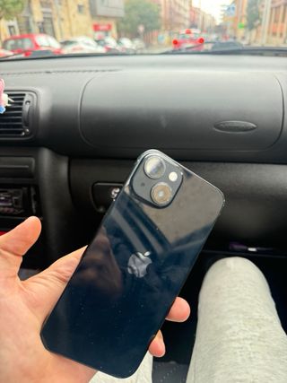 iPhone 14 Negro/Azul Marino Casi Nuevo