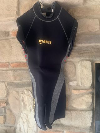 Muta Mares corta uomo