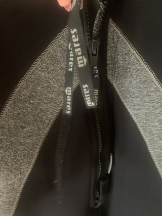 Muta Mares corta uomo