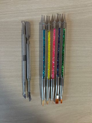 Set 7 Pinceles y Herramientas Uñas