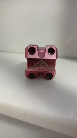 Potencia de bicicleta marca azonic DH