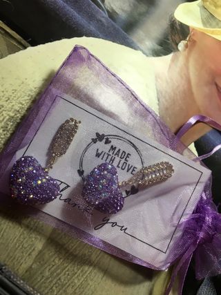 Pendientes Corazón Morado con Piedras Swarovski