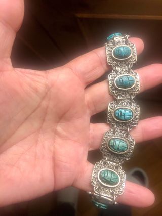 Bracciale vintage con scarabei
