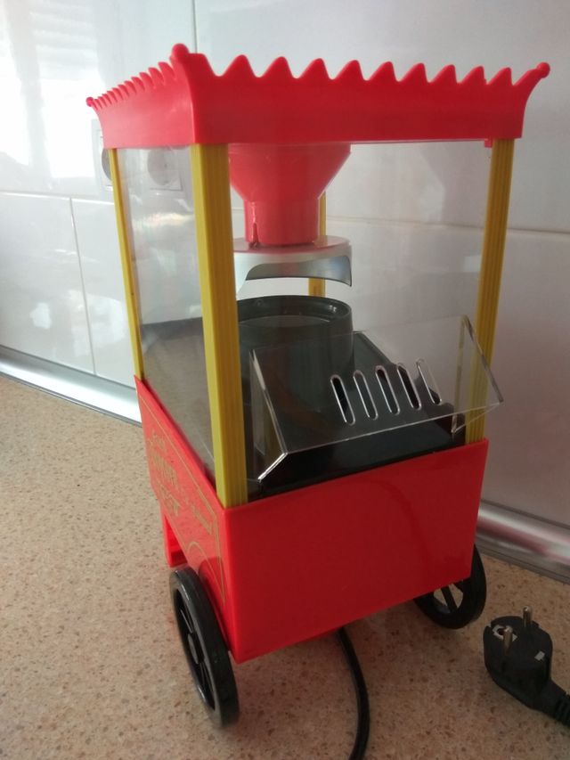 Macchina per popcorn Sogo con design retrò