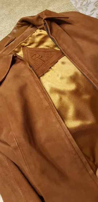 Cazadora ante Zerimar  T40