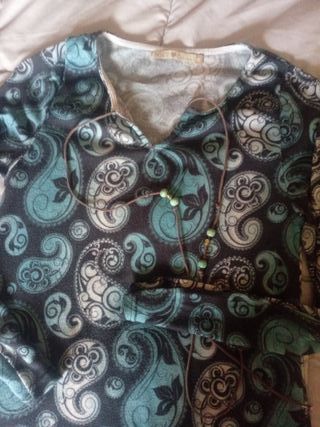 Jersey INSIDE estampado paisley talla M