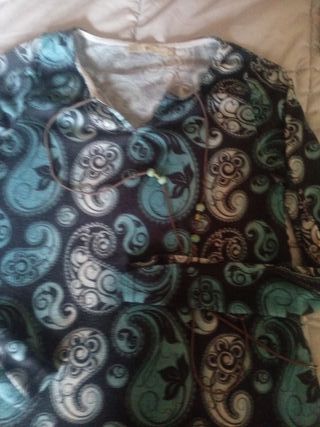 Jersey INSIDE estampado paisley talla M