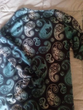 Jersey INSIDE estampado paisley talla M