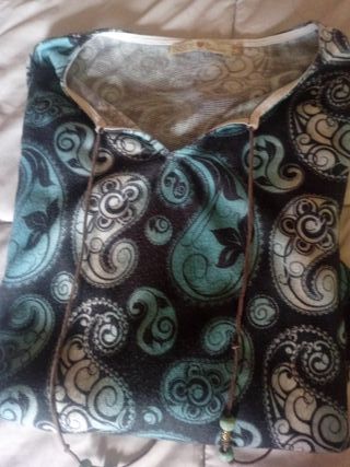 Jersey INSIDE estampado paisley talla M