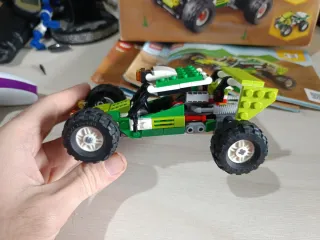 LEGO Creator 3 en 1 (31123)