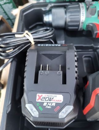 Taladro Parkside 20V con Batería y Cargador