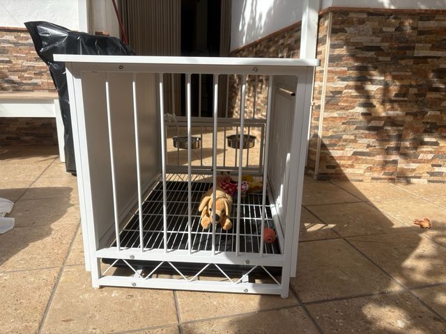 Jaula para perros blanca