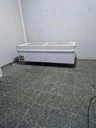 Congelador horizontal con tapa de cristal