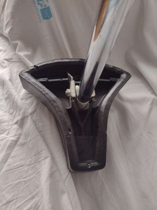 Sillín de bicicleta negro