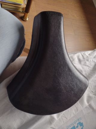 Sillín de bicicleta negro