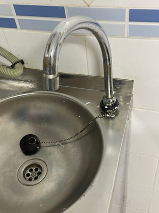 Lavamanos de acero inoxidable