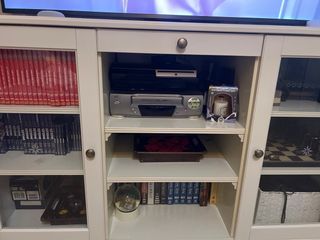 Mueble TV blanco y madera con cristal