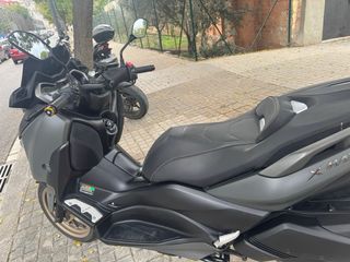 Yamaha XMAX 300