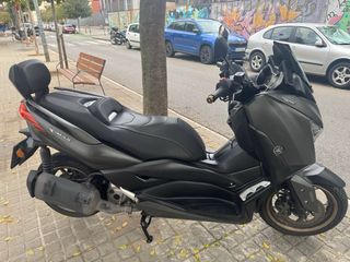Yamaha XMAX 300