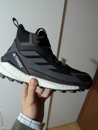 Zapatillas Adidas Terrex Negras y Grises