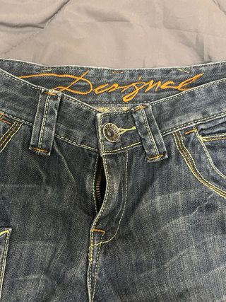 Pantalón vaquero Desigual capri