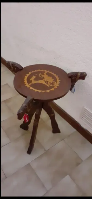 Tavolinetto etnico in legno