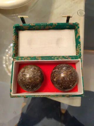 Bolas chinas de relajación y/o meditación.