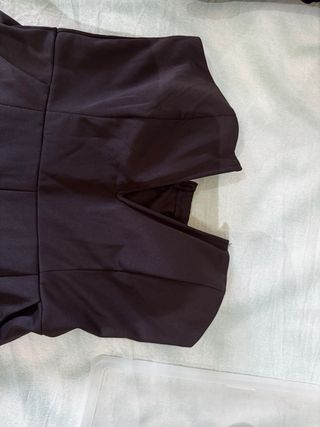 Tuta elegante scollo a V