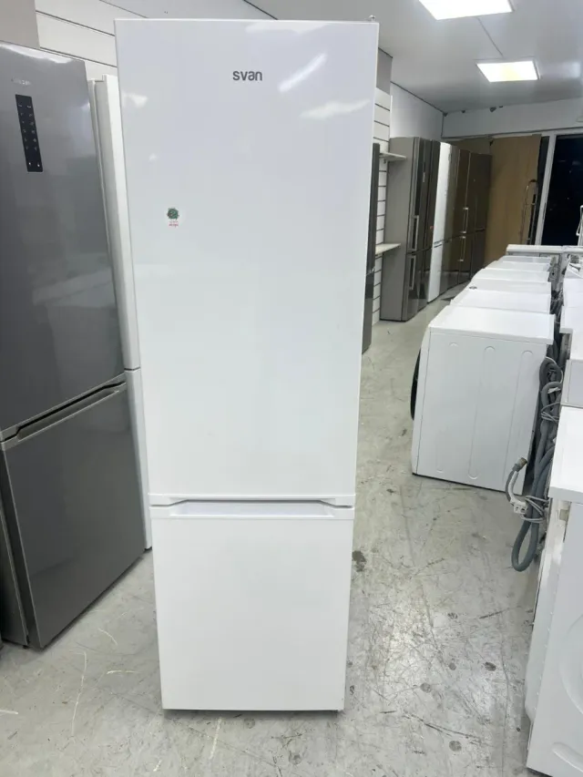 Nevera Svan Blanca