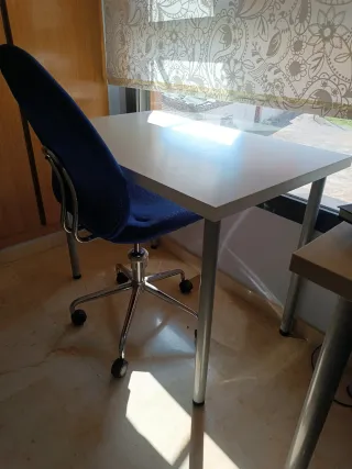 Mesa de estudio y silla No envío