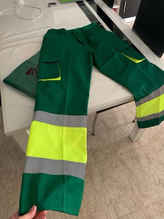 2 Pantalones alta visibilidad verde
