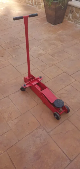 Gato Hidráulico Rojo Taller