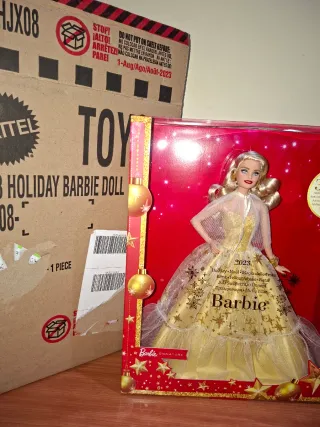 NUOVA!! Barbie Signature Holiday 2023 NRFB