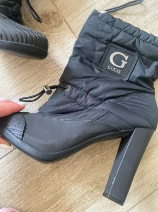 Botines Guess Negros Tacón