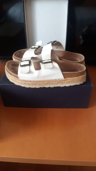 Sandalias blancas mujer