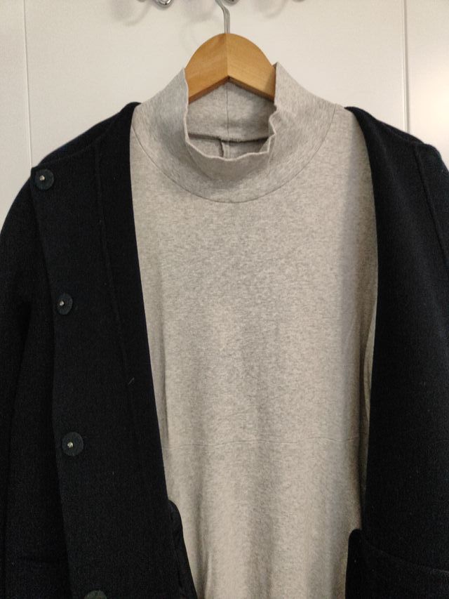 Conjunto vestido y abrigo azul marino y gris