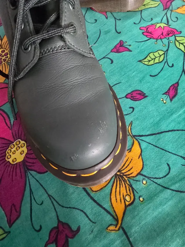 Dr. Martens 1460 Pascal Pine Green