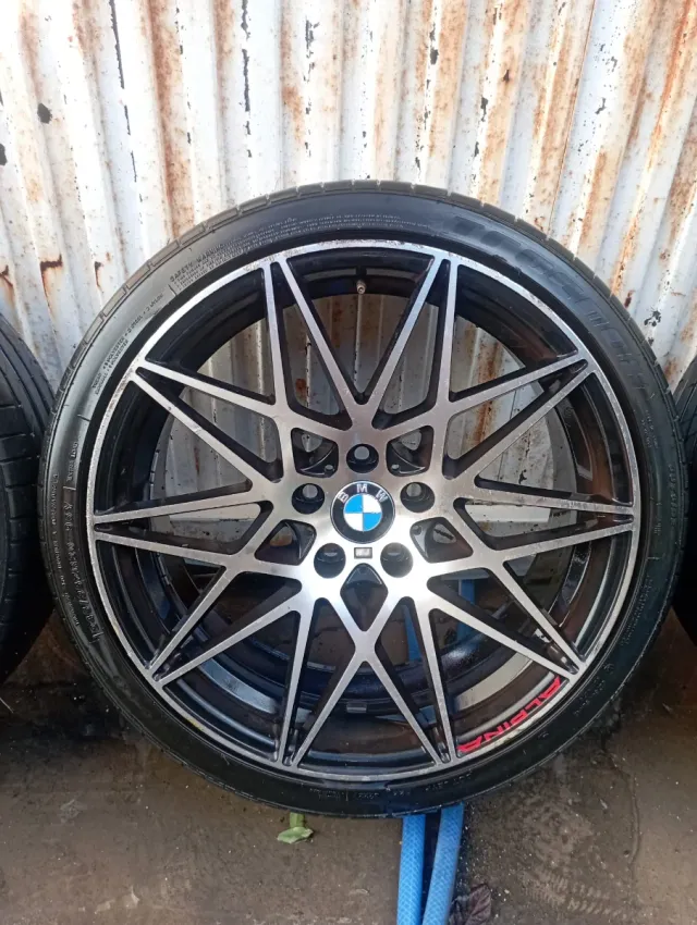 Llantas BMW M4 GTS 20 pulgadas.