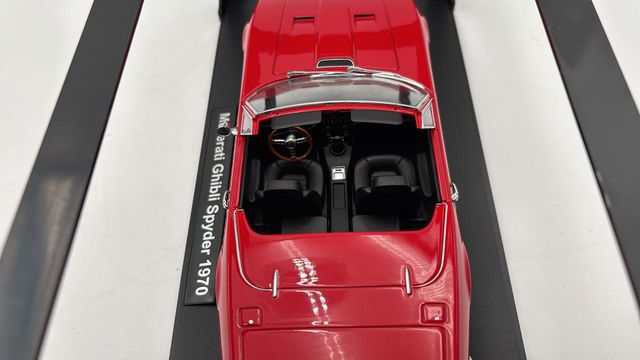 KKDC181301 KK Maserati Ghibli Spyder red 1970 1/18