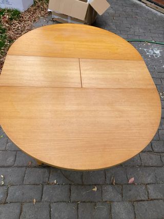 Mesa extensible de madera