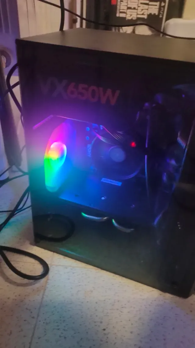 PC Gaming con luces RGB