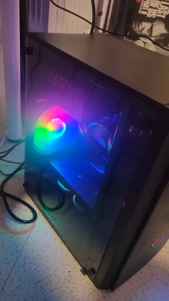 PC Gaming con luces RGB