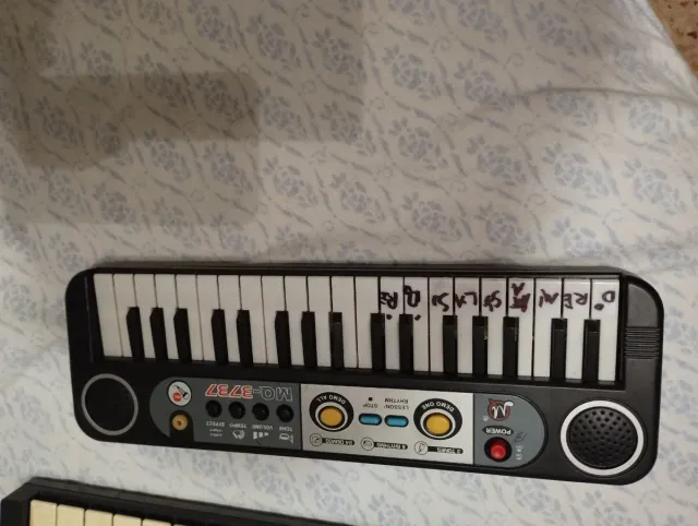 Teclado infantil MQ-3737