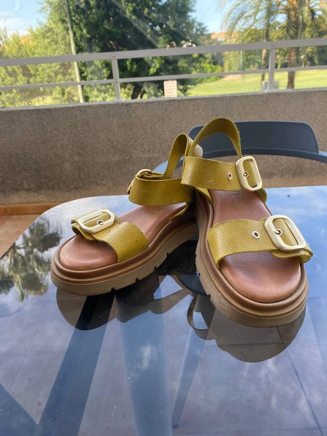 7 PARES CALZADOS DE CUERO nº 37