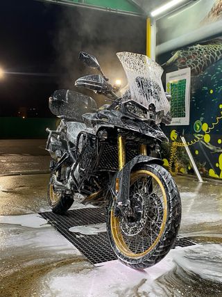 Voge 900 DSX Black Knight